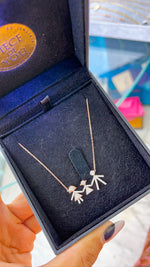 Load image into Gallery viewer, Sentiments Family Diamond Necklace