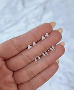 Load image into Gallery viewer, Drops of Radiance 3 Diamonds Ear Studs