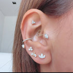 Load image into Gallery viewer, Timeless essentials Floating Diamond Ear Cuff
