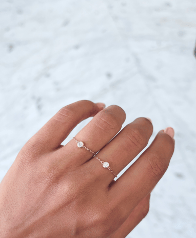 Solitaire chain ring