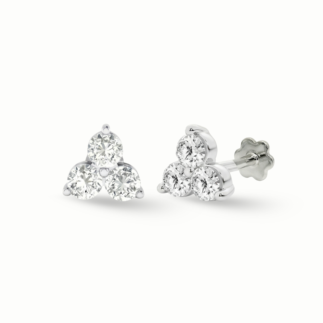 Timeless essentials 3 Diamonds Ear Studs