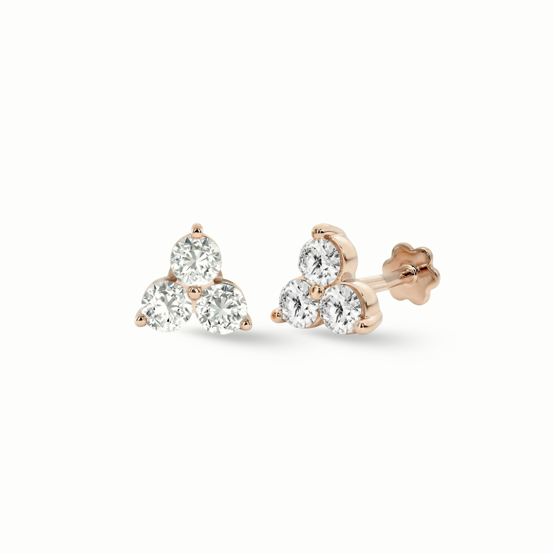 Timeless essentials 3 Diamonds Ear Studs
