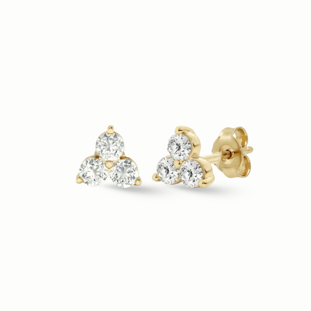 Timeless essentials 3 Diamonds Ear Studs