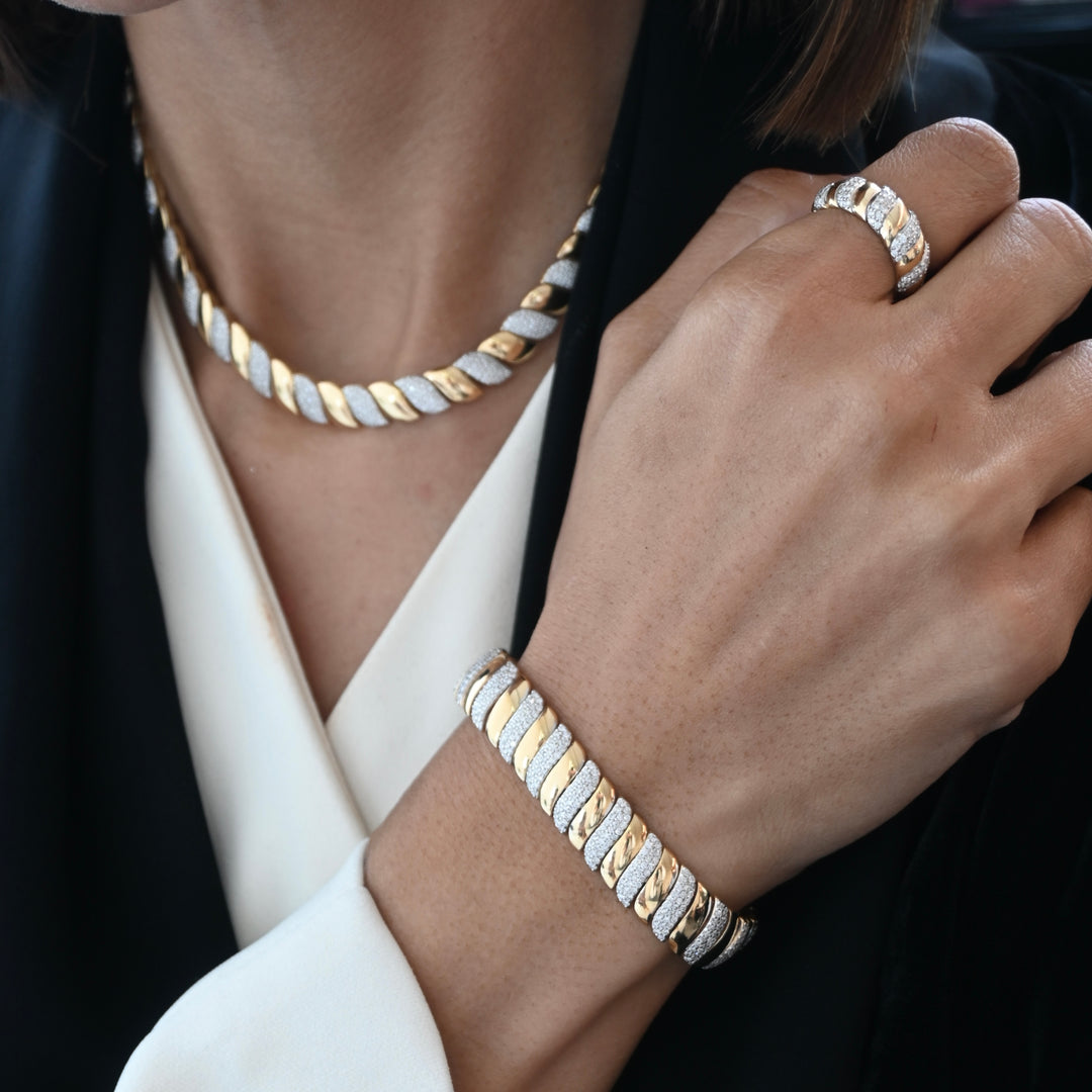 Luxury Edit Spiral Diamond Ring