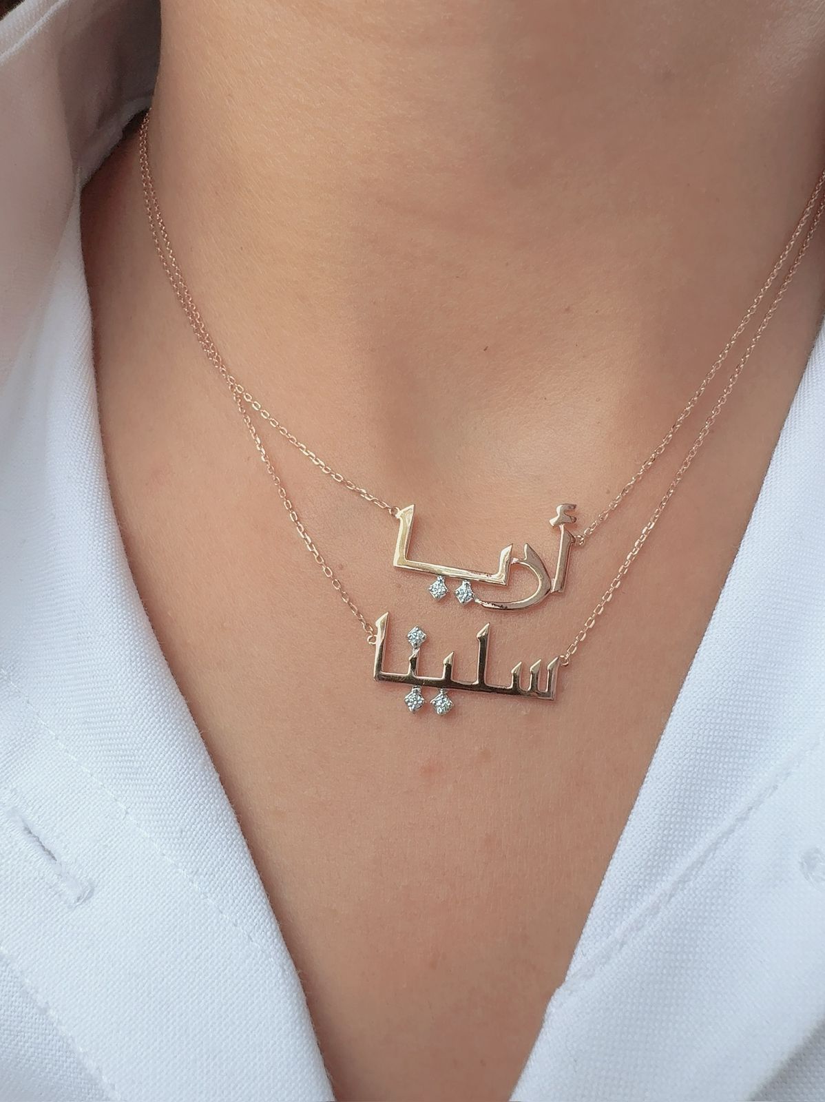 Zeeana Single Name Diamond Dots Necklace