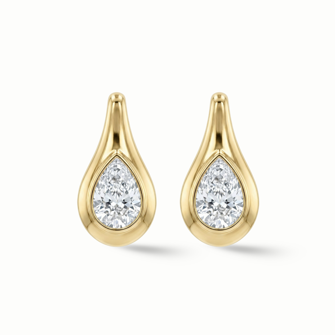 Teardrop diamond drop earrings 18K gold women Dubai