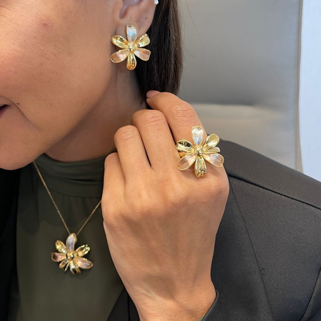 Three-Tone Blossom Set