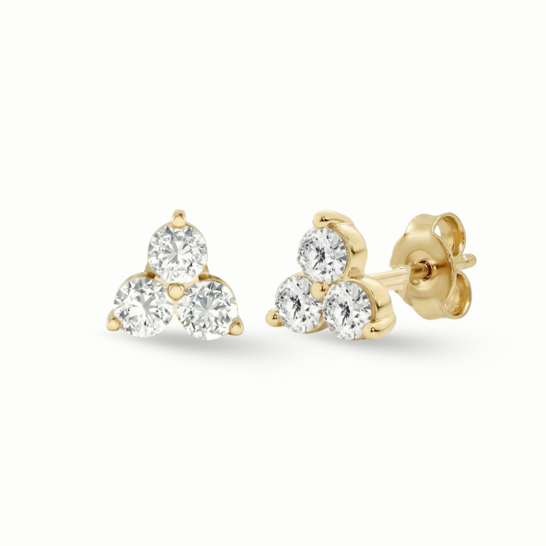 Timeless essentials 3 Diamonds Ear Studs