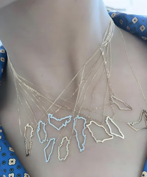 World Map Necklace in 18KT Solid Gold and VS/S1 G-H Diamonds
